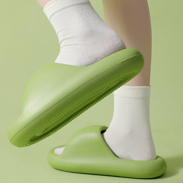 New Bread Shoes Soft Slippers Summer Candy Color Bsthroom Slippers - Imagen 10